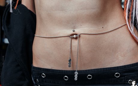 nackte rothaarige onlyfans kunst fotos