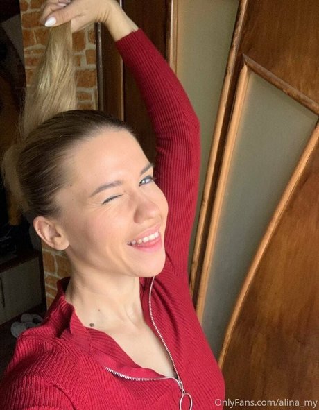 weibliche beliebte onlyfans kunst nackte galerie