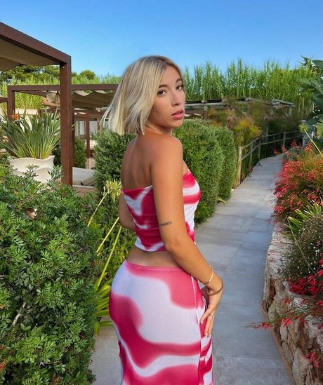 rebecastones hd porno foto