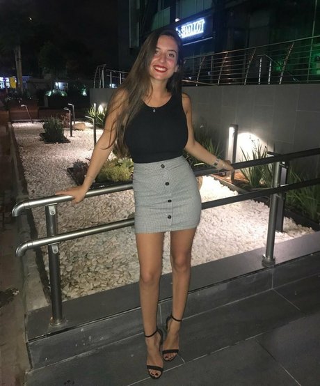 Sapir Hazansky kunst heiße foto