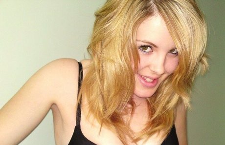 Cheekysamo model xxx galerie