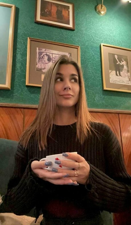 aliss foxy model pornografische foto