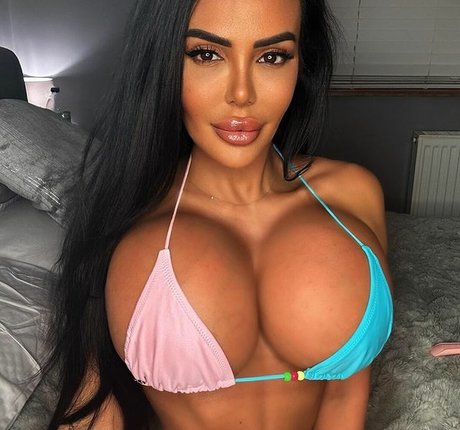 Holly James schöne nette archiv