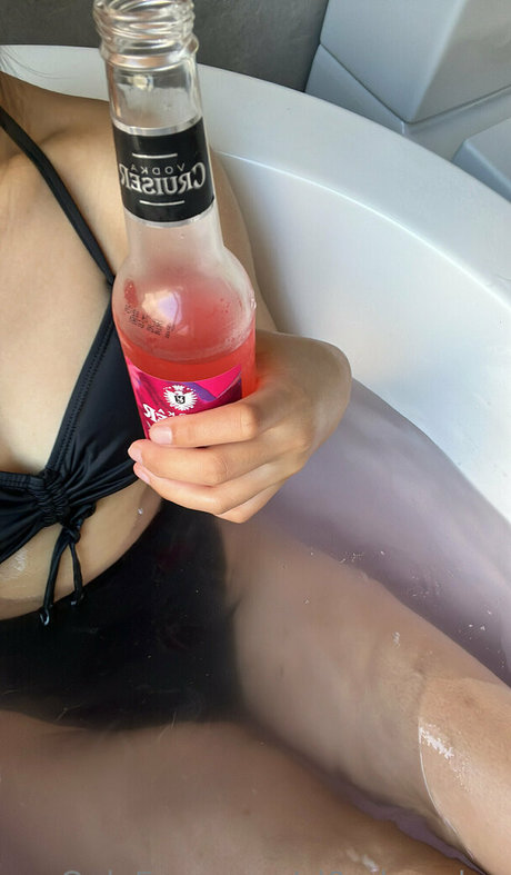 mma onlyfans hübsche schöne foto