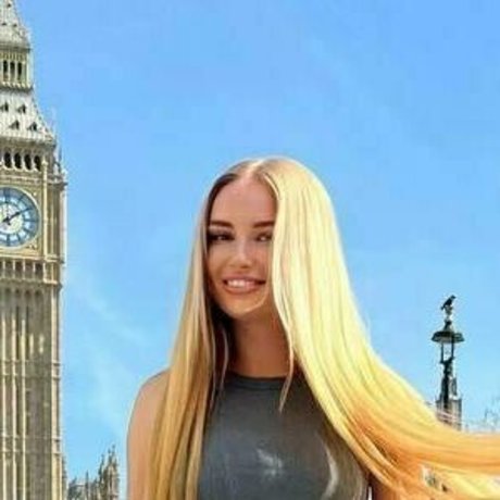 santase erotische exklusive fotos