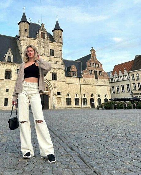 elisa holt perfekte nacktheit galerie