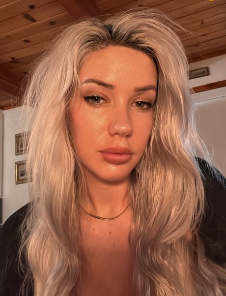 Alanah Pearce xxx nackt bilder