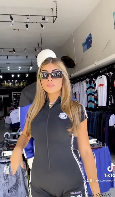 Marce Meneghetti hd erwachsene galerien