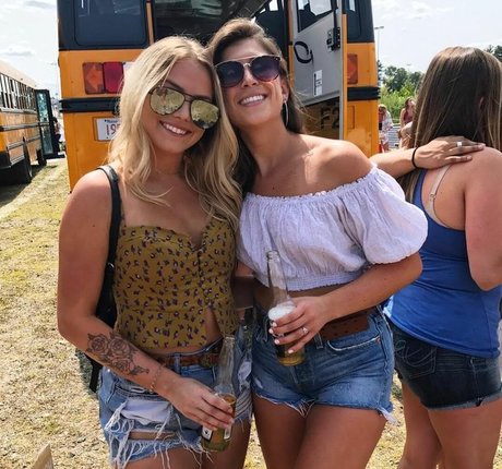 Lindsay Hydorn top nackten bilder