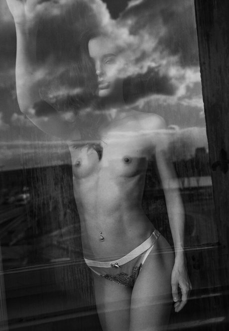 Violet Denier pornostar xxx foto