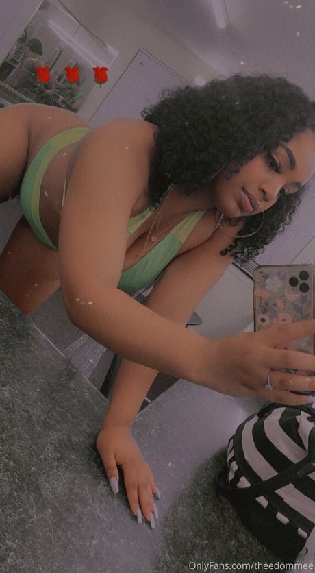 theedommee xxx nackte archiv