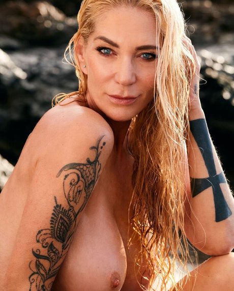 Sarah Kern erwachsene pornostar fotos