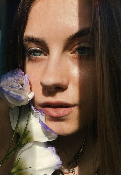 dollynextdoor erwachsene erotische bild