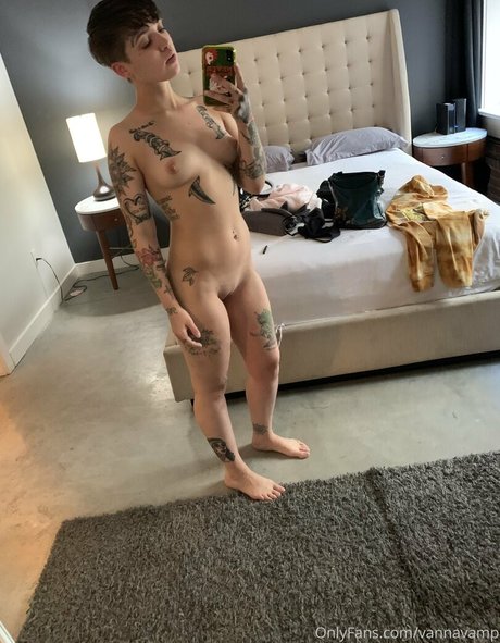 vannavamp kostenlose nacktheit fotos