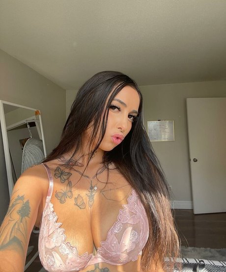 sugarttitts schauspielerin schöne bilder