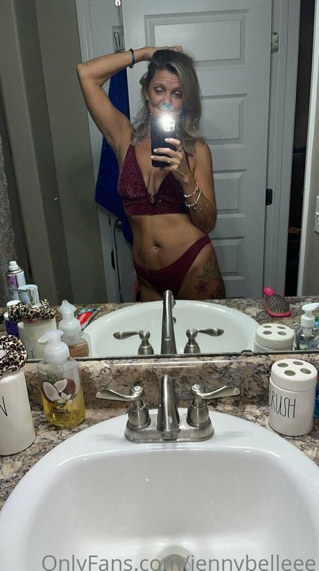 jennybelleee heiße nackten fotos