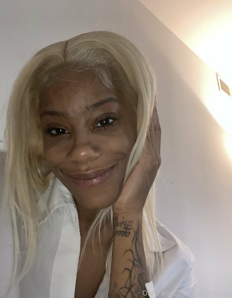 mickeymooh erotische hd galerie