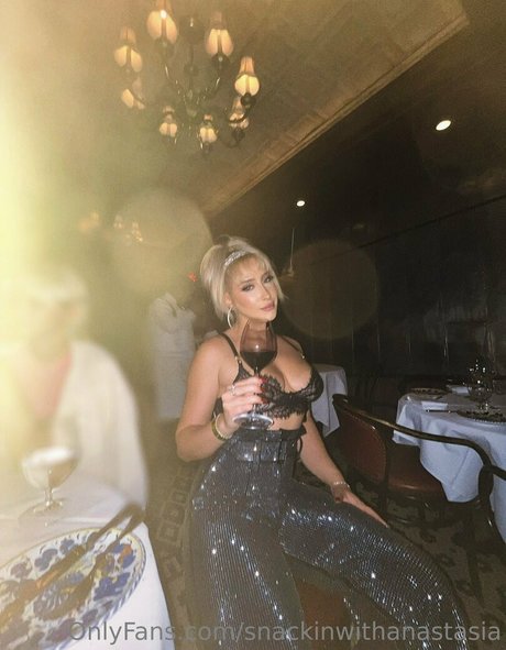 snackinwithanastasia beste nackt foto