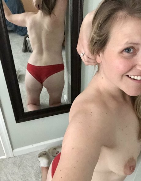 freakymomalldaylong nacktheit pornostar fotos