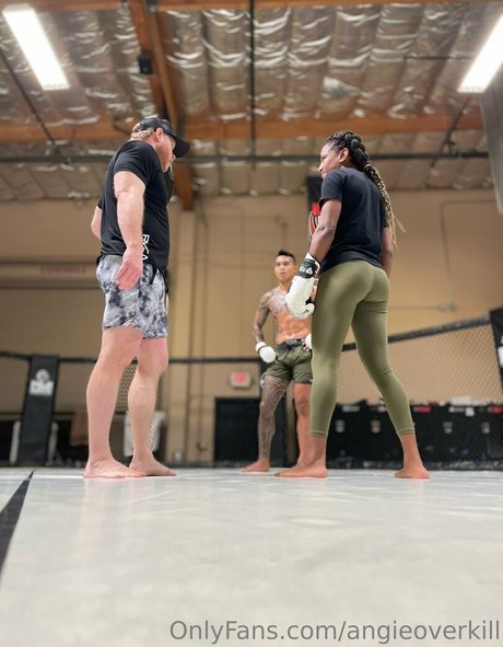 angieoverkill sex foto