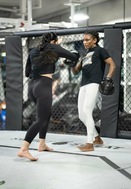 angieoverkill kunst nackten archiv