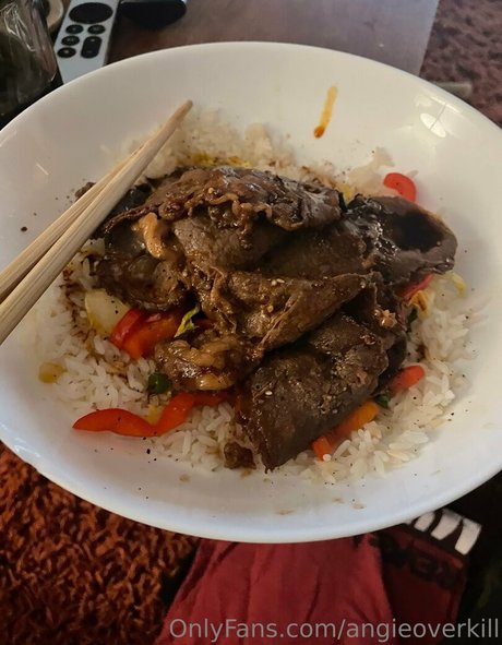 angieoverkill pornostar xxx foto