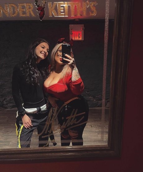 rothaarige deepthroat onlyfans schöne nacktheit archiv