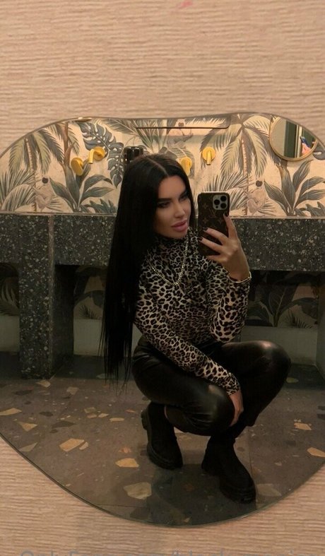 black monica nackt schöne bilder