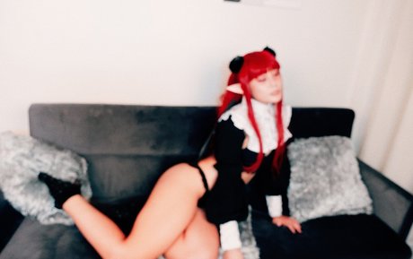 Mika Daime kunst nackt foto