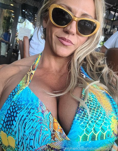 tishsheltonifbbpro erotische xxx fotos