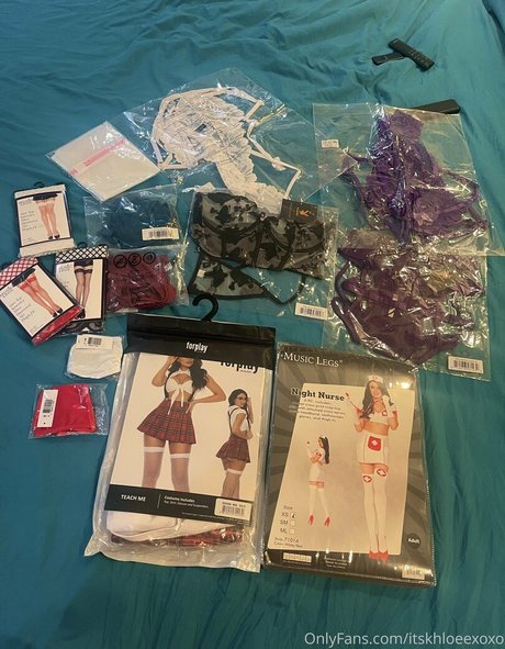 itskhloeexoxo kostenlose akt bild