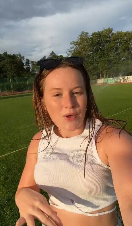 Kaja Mood hübsche porno archiv