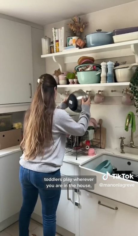 Manon Lagreve perfekte schöne bild