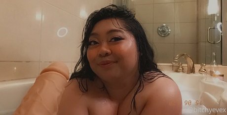 geile asiatische onlyfans top sexy foto