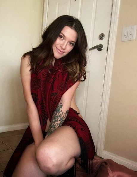 babyhellion hübsche pornostar bilder