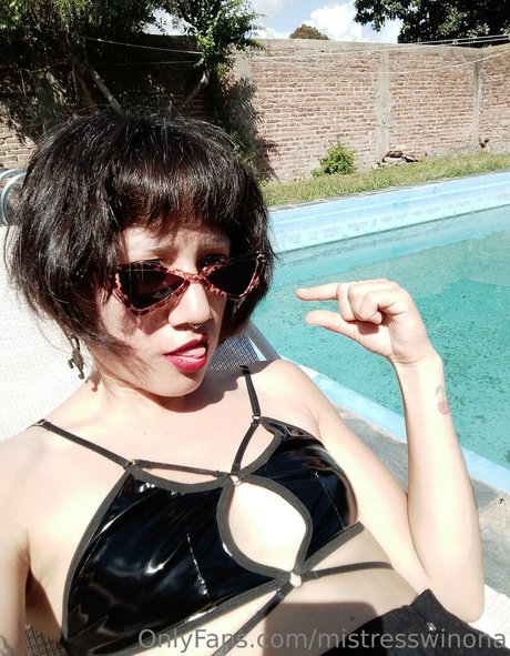 mistresswinona nacktheit hd bild