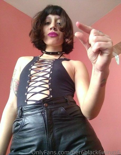 mistresswinona sexy nackte bild