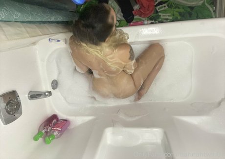 nackte prinzessin onlyfans perfekte xxx fotos