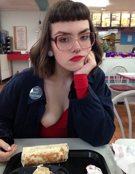 Bree McGee hübsche schöne foto