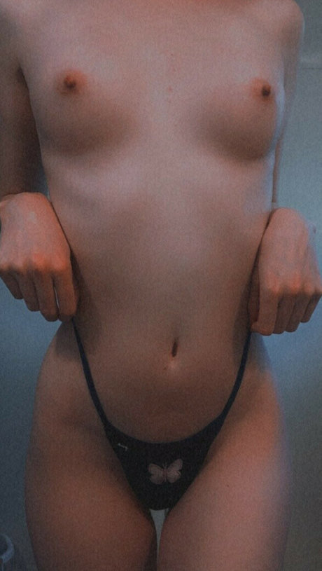 japanische solo-onlyfans heiße top foto