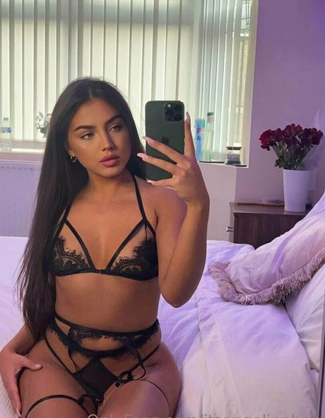 itsangelinabae schöne freie galerie