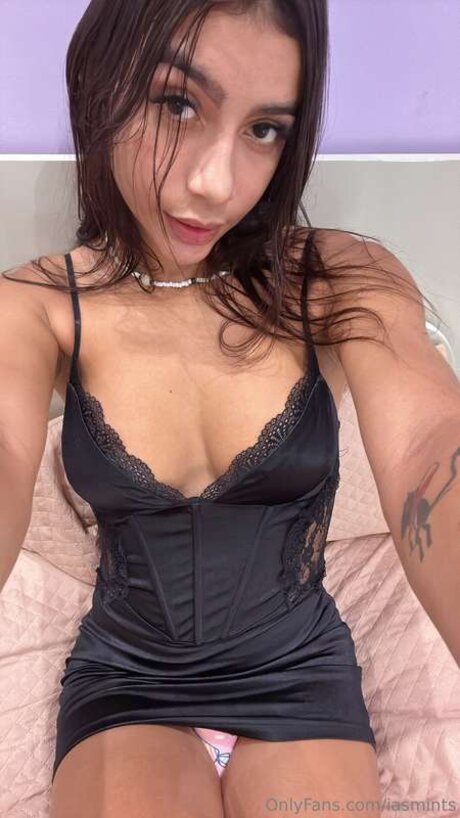 iasmints xxx exklusive fotos