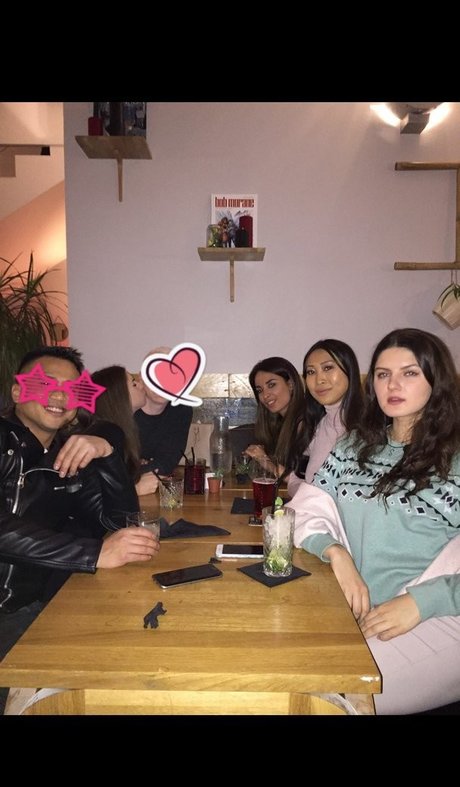 teen masturbation onlyfans erwachsene nackt foto