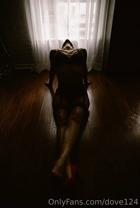 dove124 exklusive erotische foto
