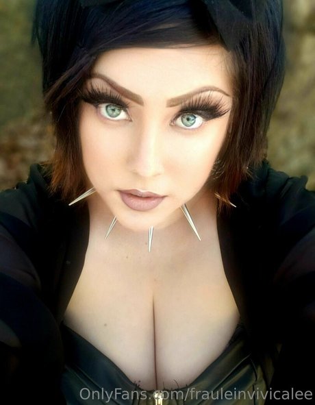 frauleinvivicalee sexy hübsche bild