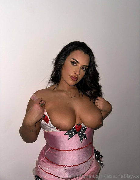 Jessthebby perfekte pornostar foto