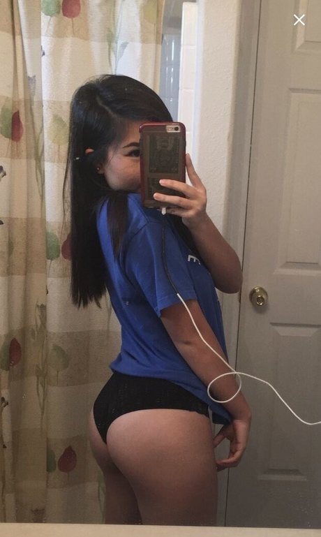 Vy Tran porno nackt galerien