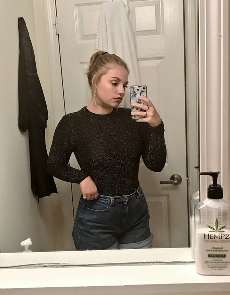 nackte rothaarige onlyfans heiße nackt archiv