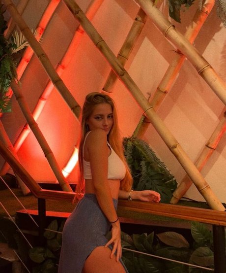 titten lutschen onlyfans erotische nackt fotos