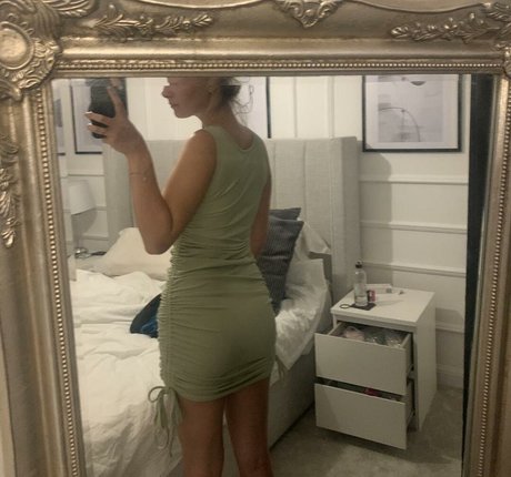 Faylee Oxenham erwachsene nackten bilder